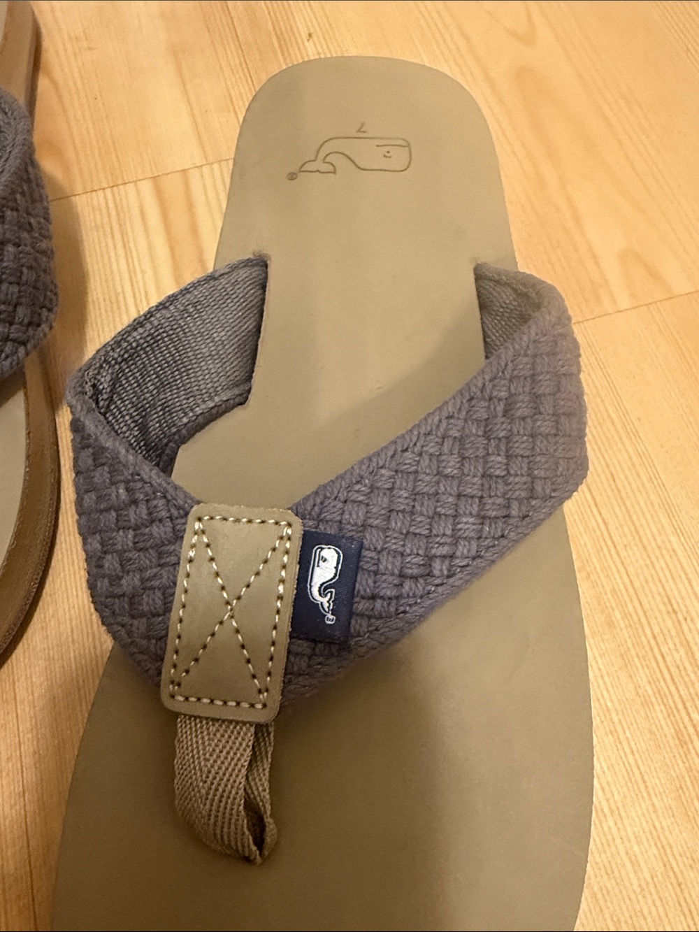 Vineyard Vines Navy Woven Strap Tan Footbed Flip Flops - Picture 8 of 8